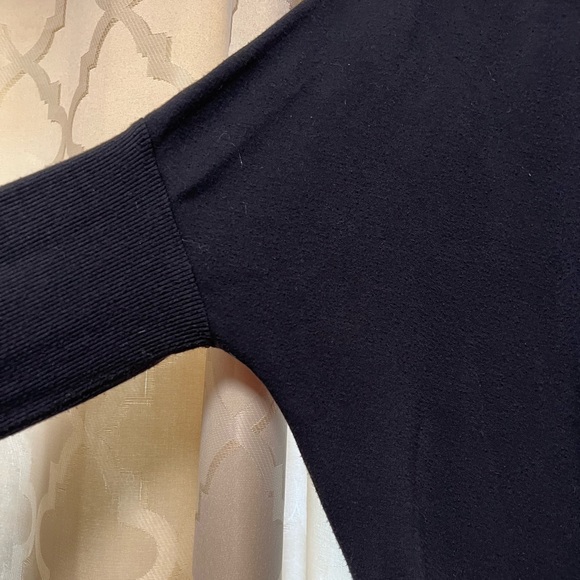 Athleta Purana Wrap Sweatshirt - Picture 5 of 12